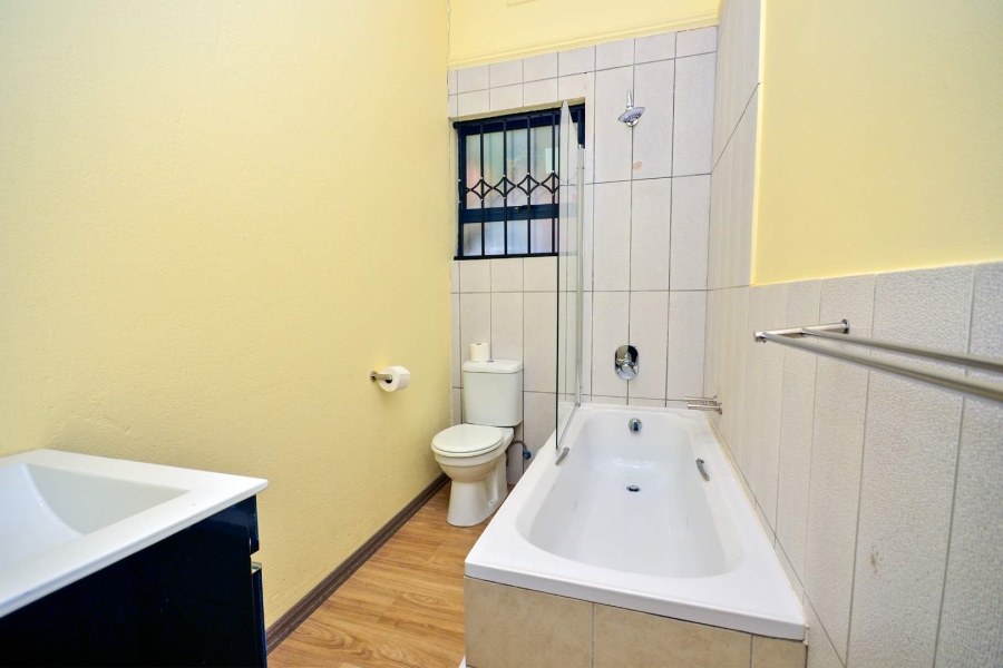 To Let 0 Bedroom Property for Rent in Green Point Western Cape